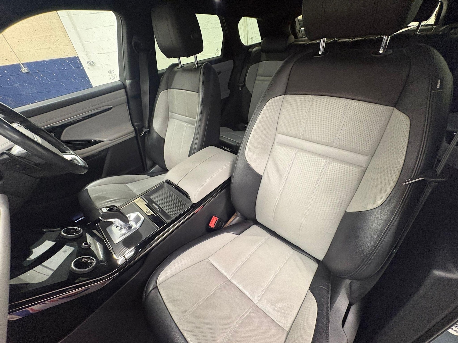 Used Land Rover Range Rover Evoque 2019 for sale - 76850343: Photo 32