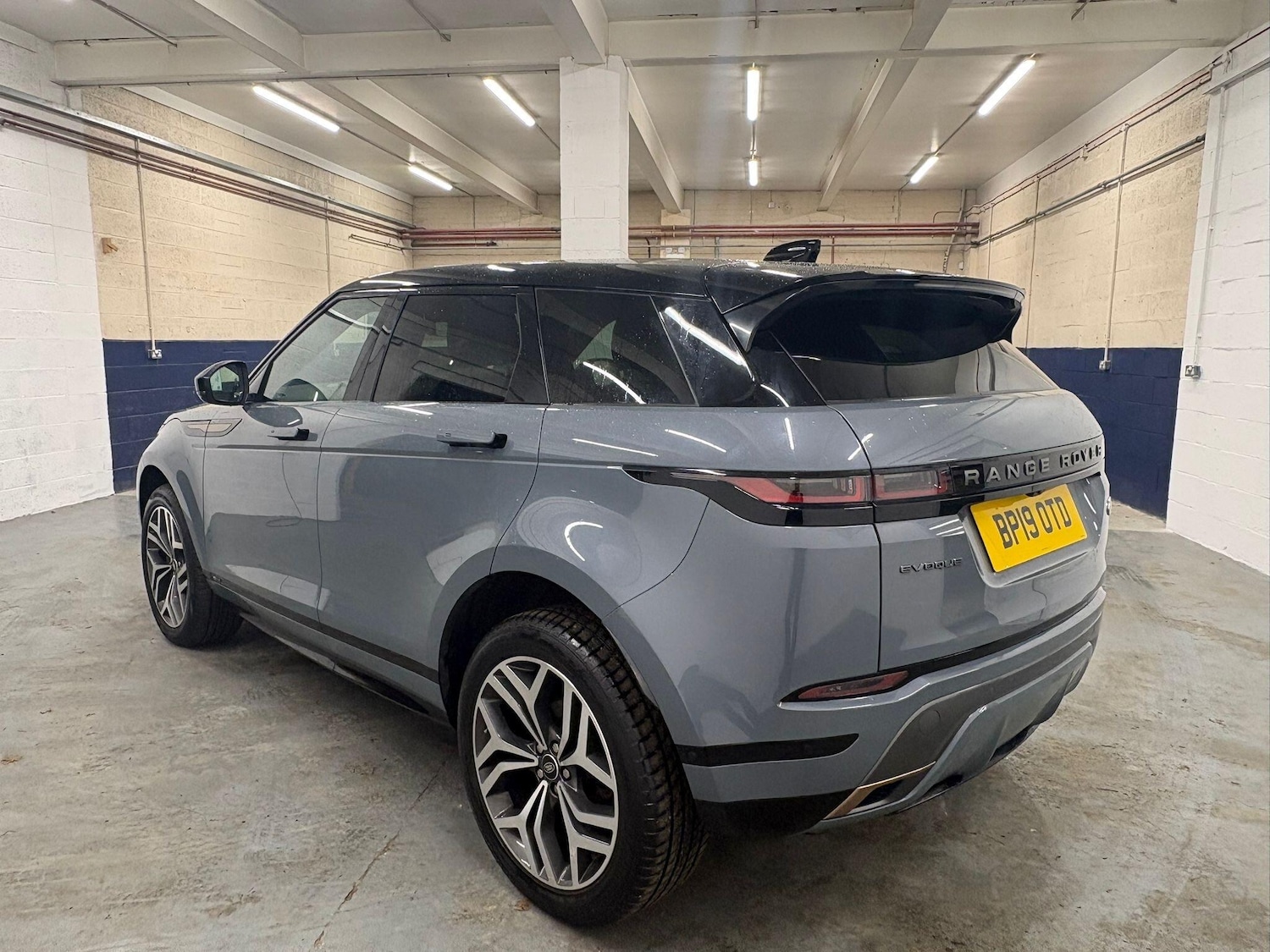Used Land Rover Range Rover Evoque 2019 for sale - 76850343: Photo 4