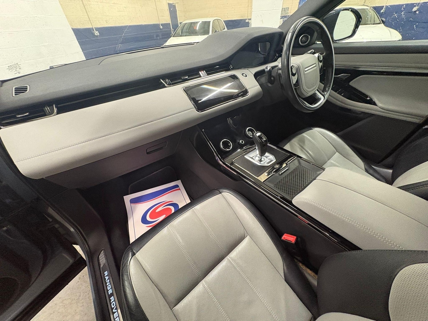Used Land Rover Range Rover Evoque 2019 for sale - 76850343: Photo 8