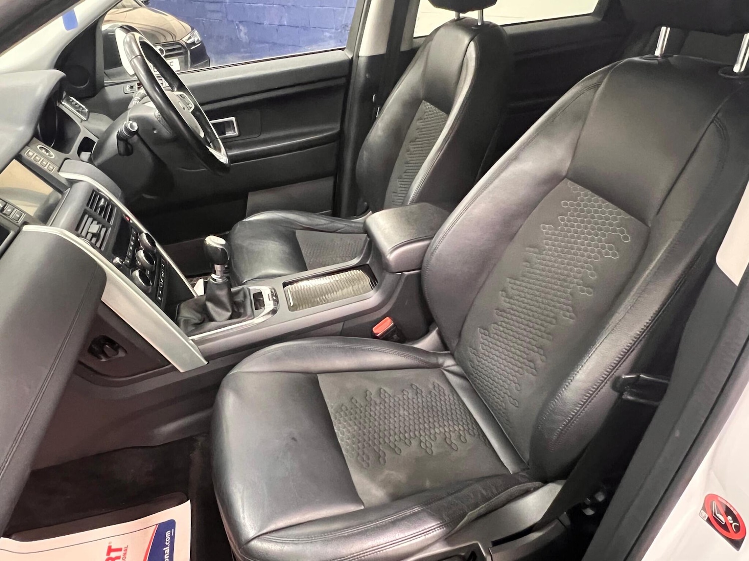 Used Land Rover Discovery Sport 2018 for sale - 76701311: Photo 45