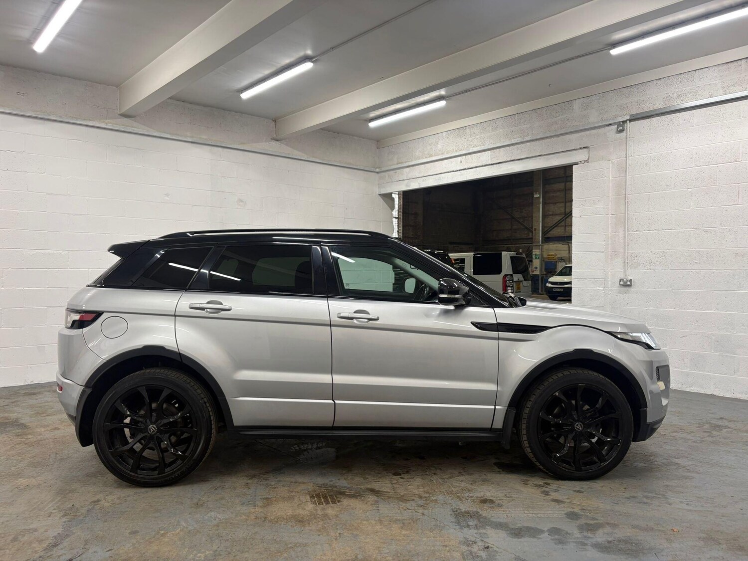Used Land Rover Range Rover Evoque 2013 for sale - 77939814: Photo 6