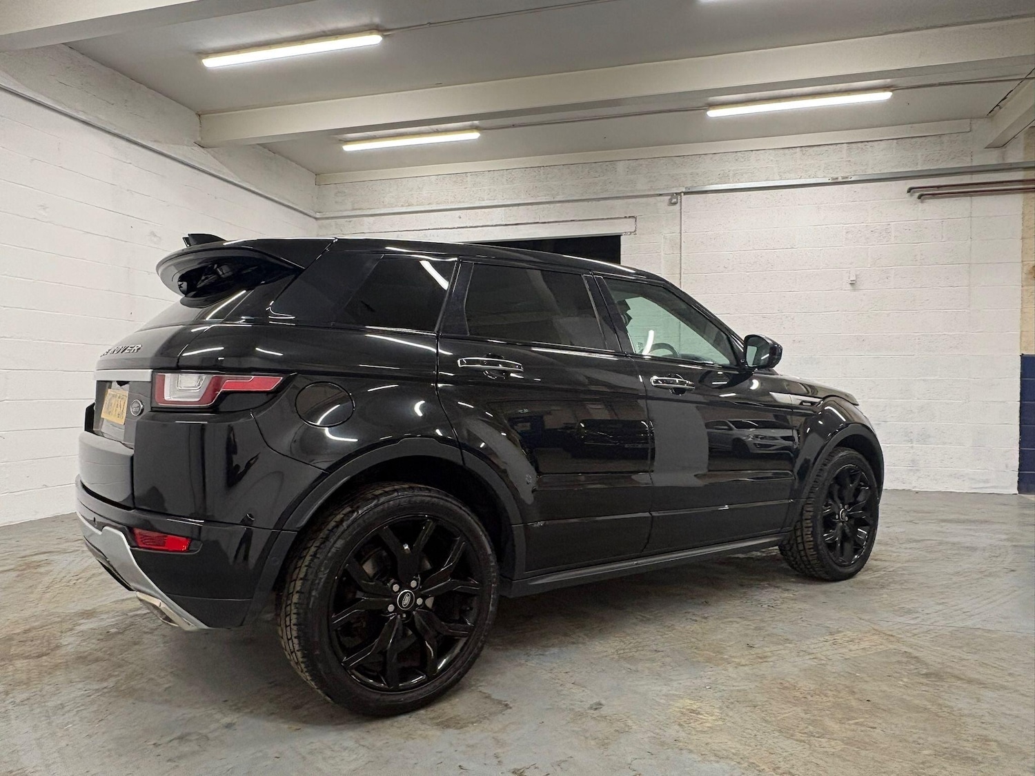 Used Land Rover Range Rover Evoque 2017 for sale - 76585030: Photo 27