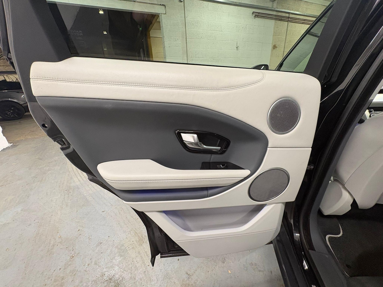 Used Land Rover Range Rover Evoque 2017 for sale - 76585030: Photo 38