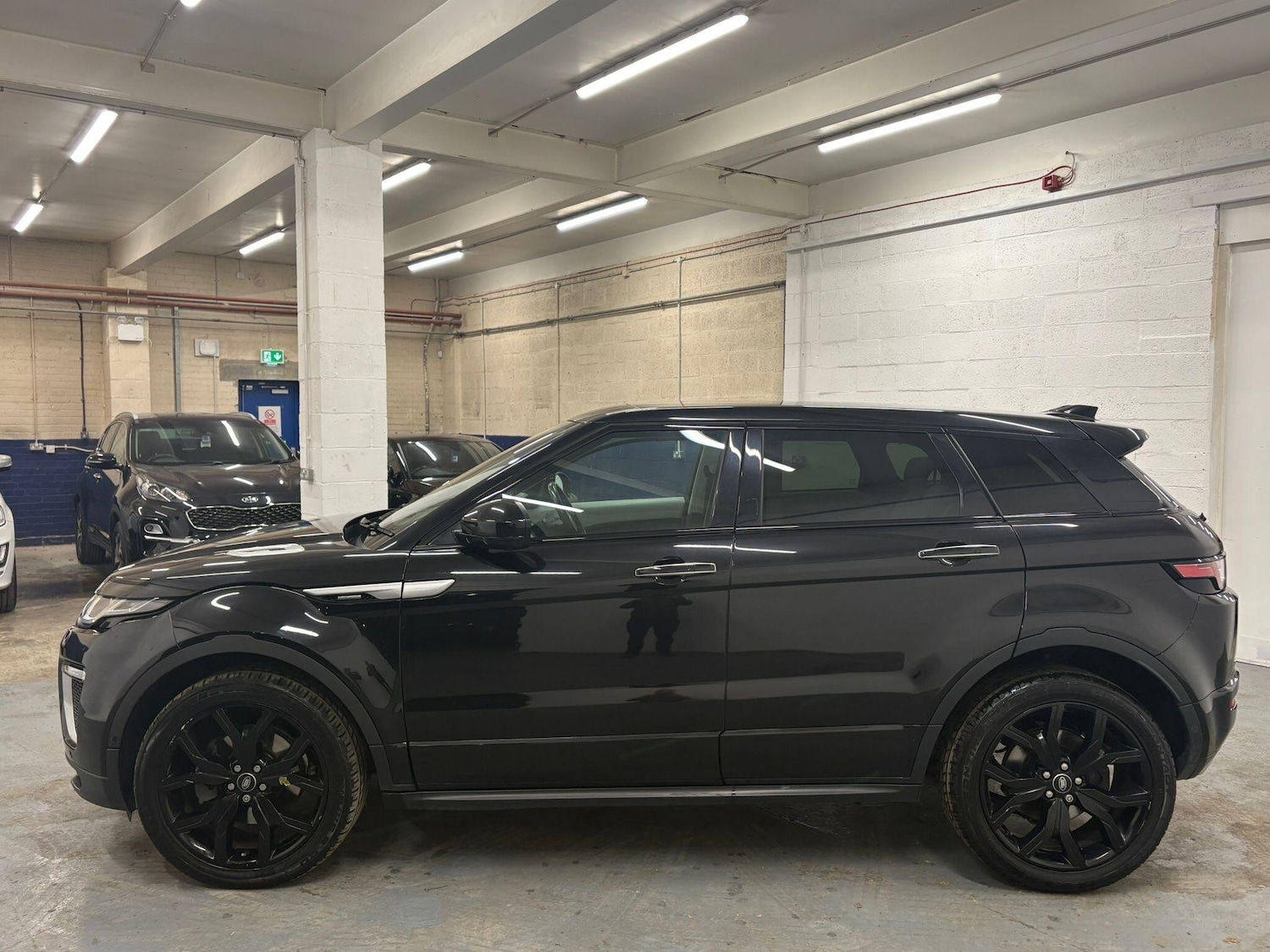Used Land Rover Range Rover Evoque 2017 for sale - 76585030: Photo 42
