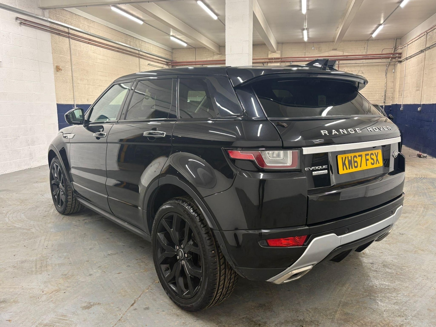 Used Land Rover Range Rover Evoque 2017 for sale - 76585030: Photo 8