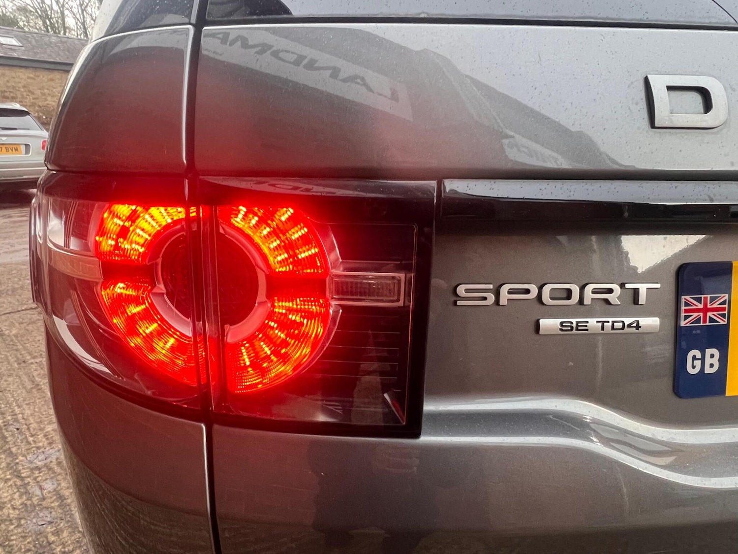 Used Land Rover Discovery Sport 2016 for sale - 76512398: Photo 16