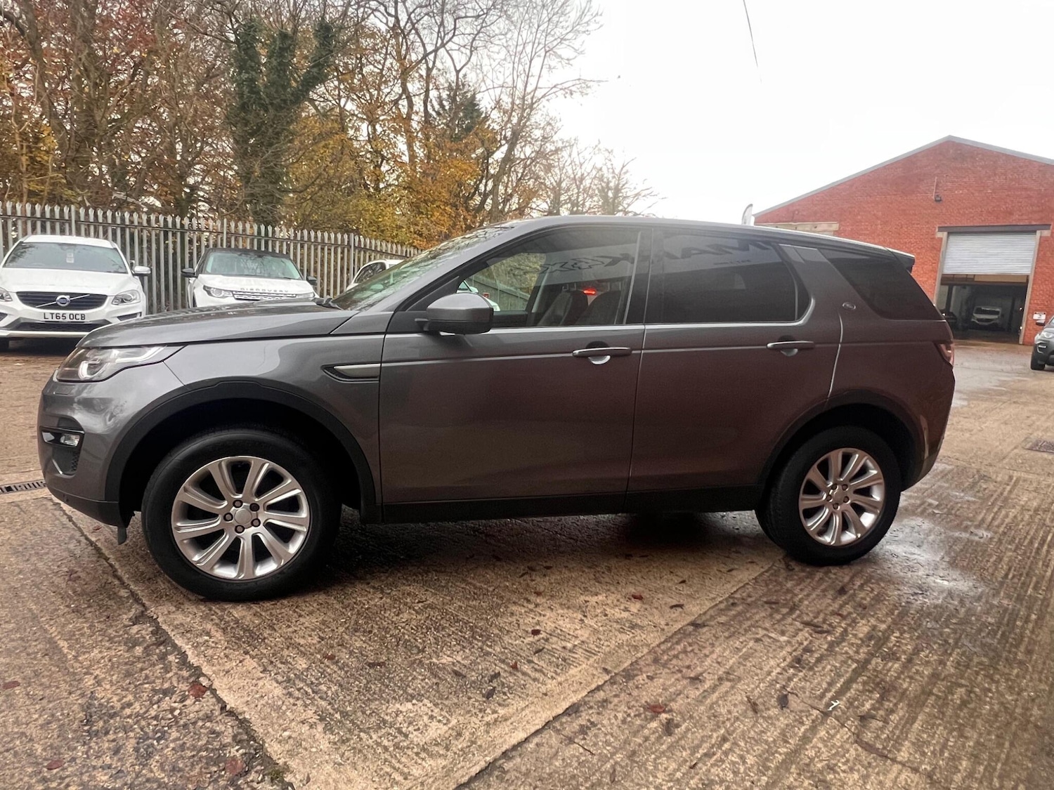 Used Land Rover Discovery Sport 2016 for sale - 76512398: Photo 22