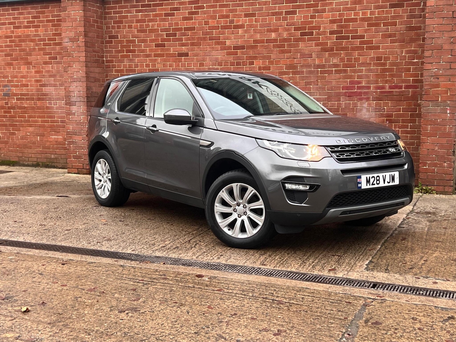 Used Land Rover Discovery Sport 2016 for sale - 76512398: Photo 26