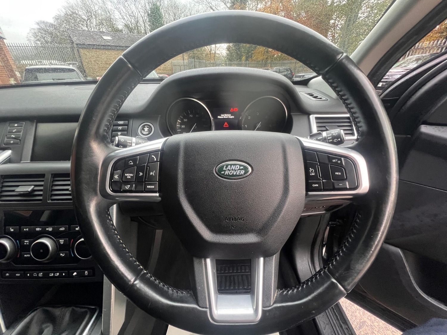 Used Land Rover Discovery Sport 2016 for sale - 76512398: Photo 28