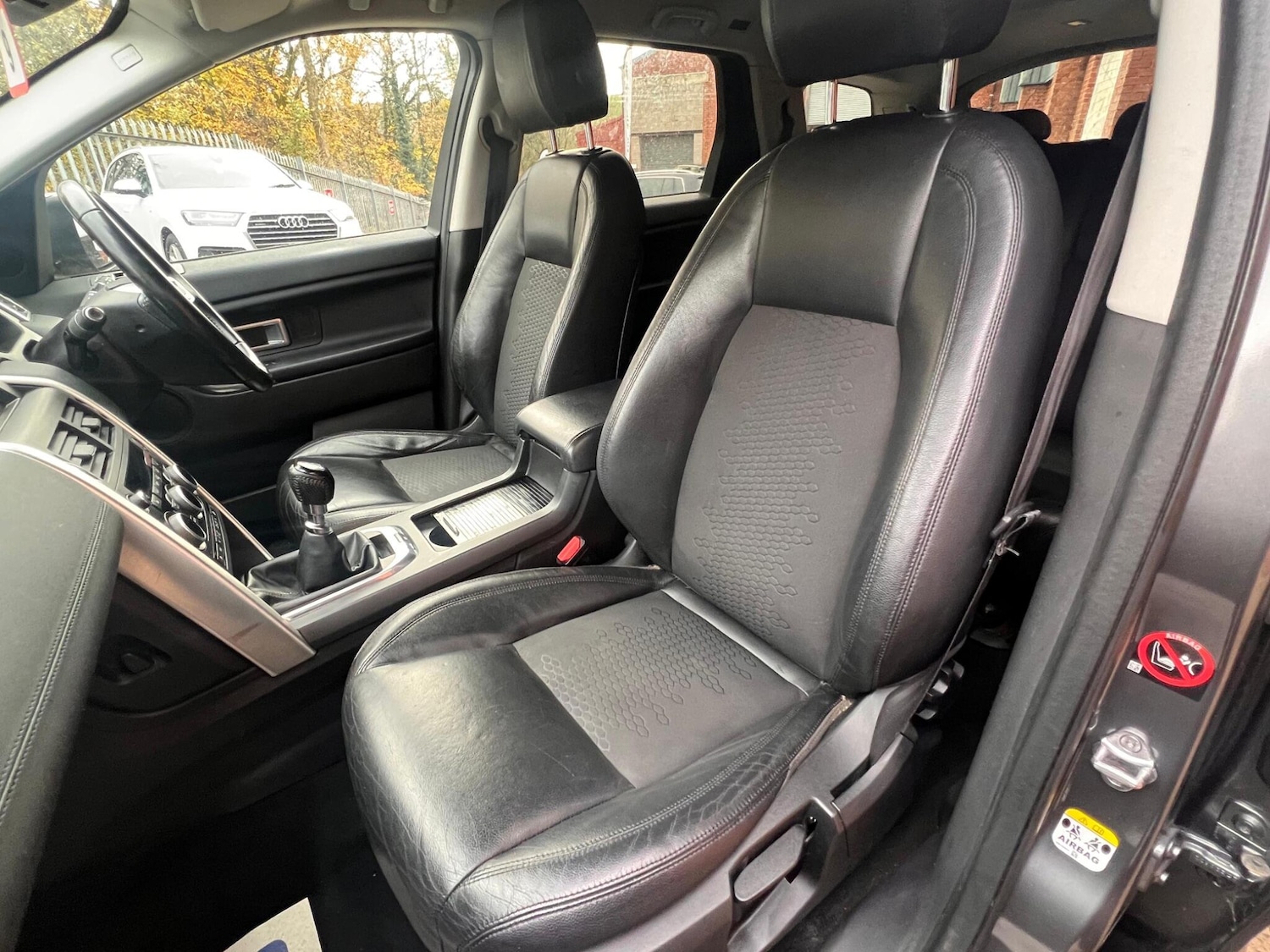 Used Land Rover Discovery Sport 2016 for sale - 76512398: Photo 34