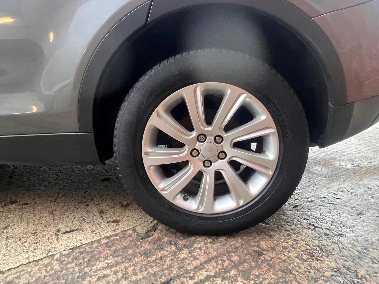 Used Land Rover Discovery Sport 2016 for sale - 76512398: Photo 5