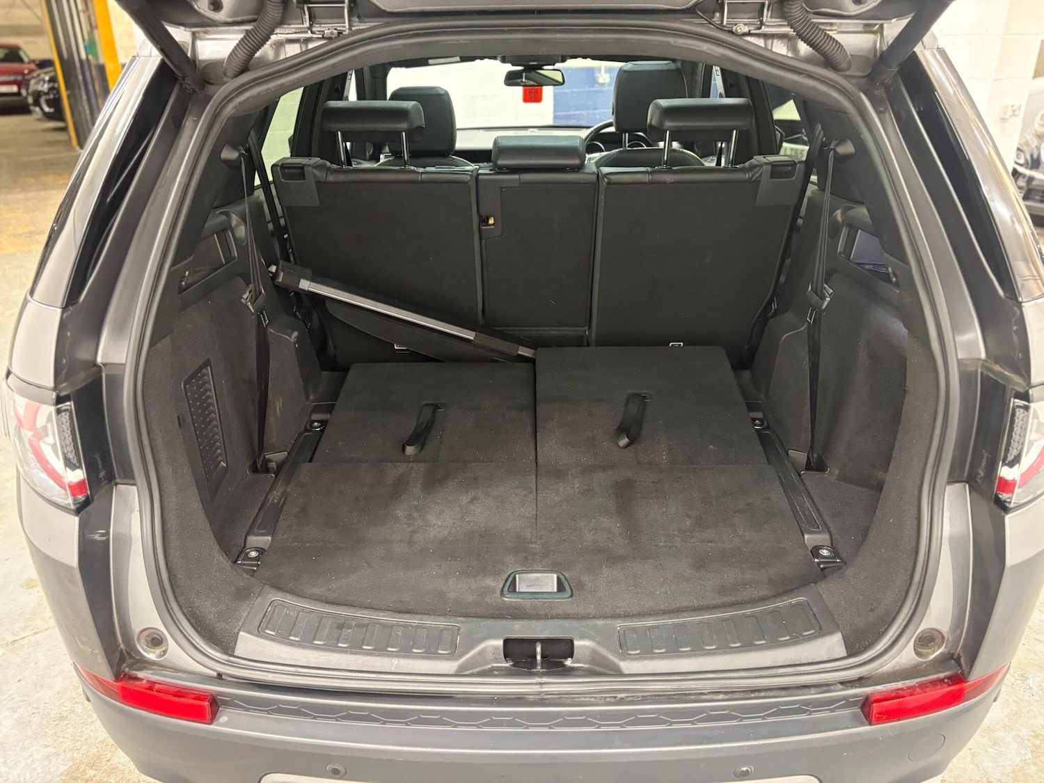 Used Land Rover Discovery Sport 2019 for sale - 76585217: Photo 29