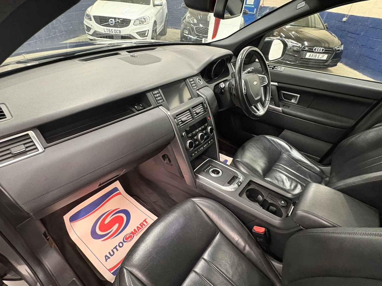 Used Land Rover Discovery Sport 2019 for sale - 76585217: Photo 3