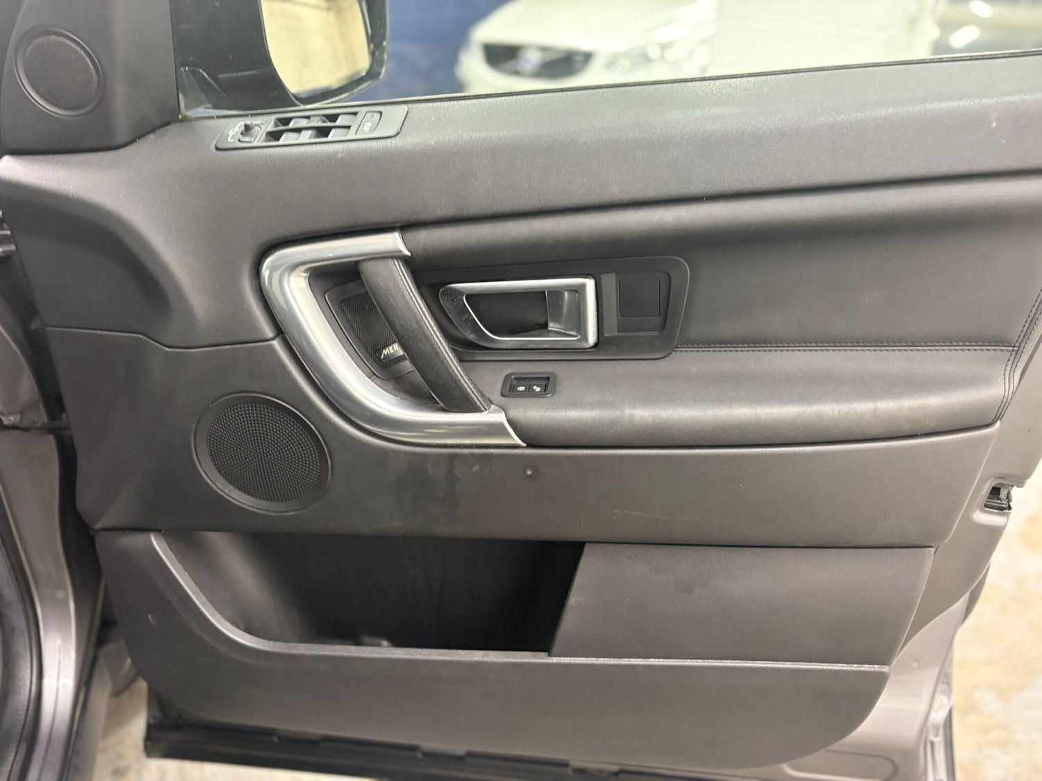 Used Land Rover Discovery Sport 2019 for sale - 76585217: Photo 46