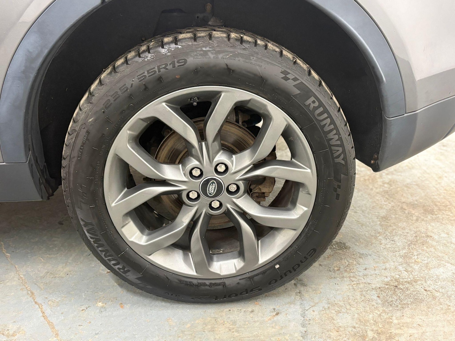 Used Land Rover Discovery Sport 2019 for sale - 76585217: Photo 59