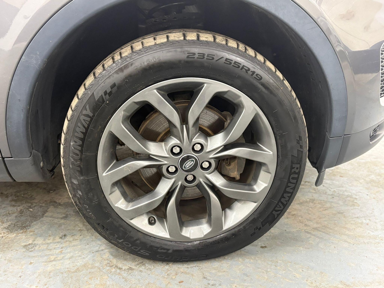 Used Land Rover Discovery Sport 2019 for sale - 76585217: Photo 63