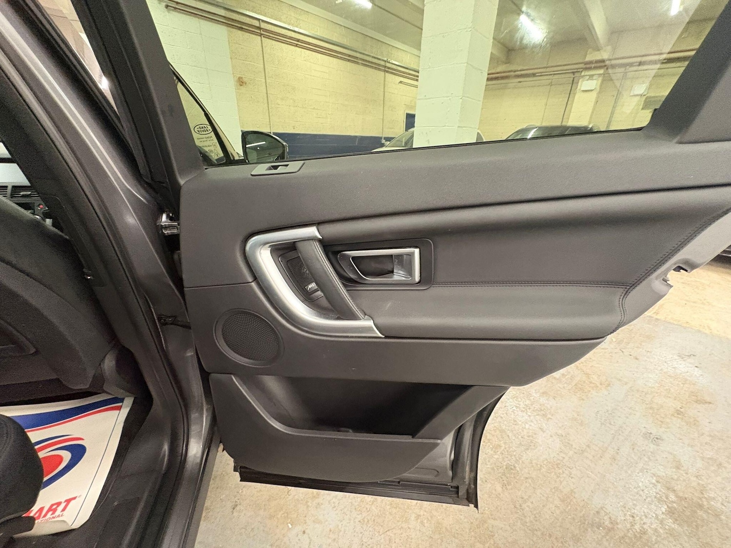 Used Land Rover Discovery Sport 2019 for sale - 76585217: Photo 73