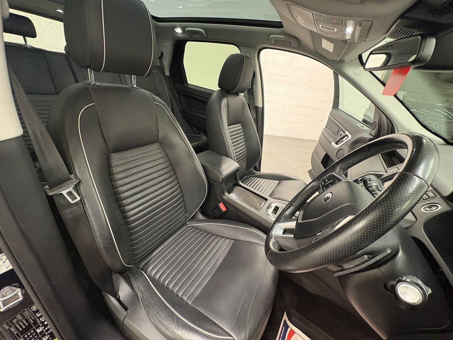 Used Land Rover Discovery Sport 2018 for sale - 77892588: Photo 12