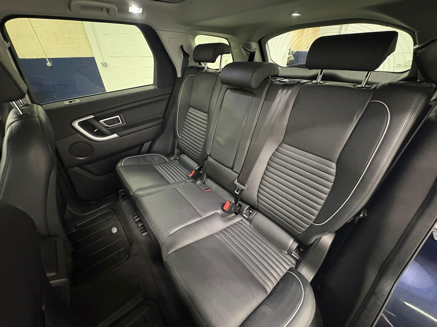 Used Land Rover Discovery Sport 2018 for sale - 77892588: Photo 15