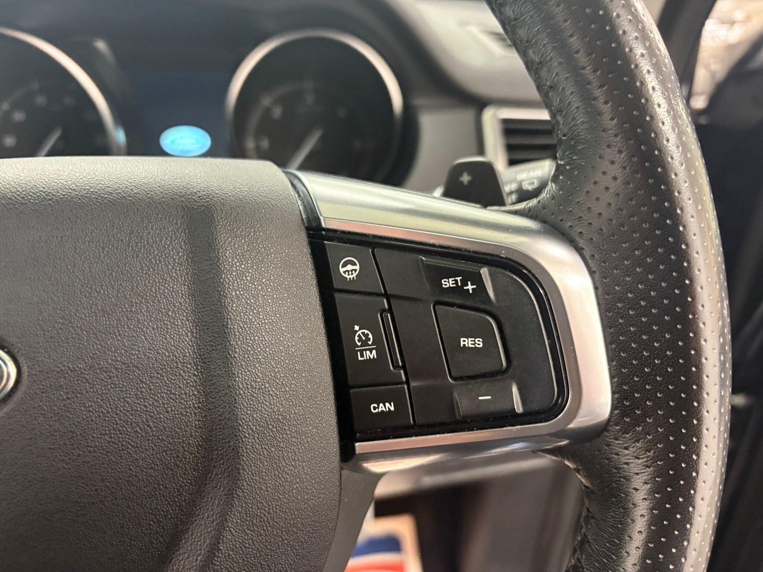 Used Land Rover Discovery Sport 2018 for sale - 77892588: Photo 24