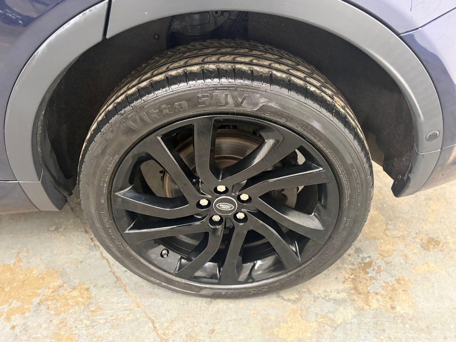 Used Land Rover Discovery Sport 2018 for sale - 77892588: Photo 33