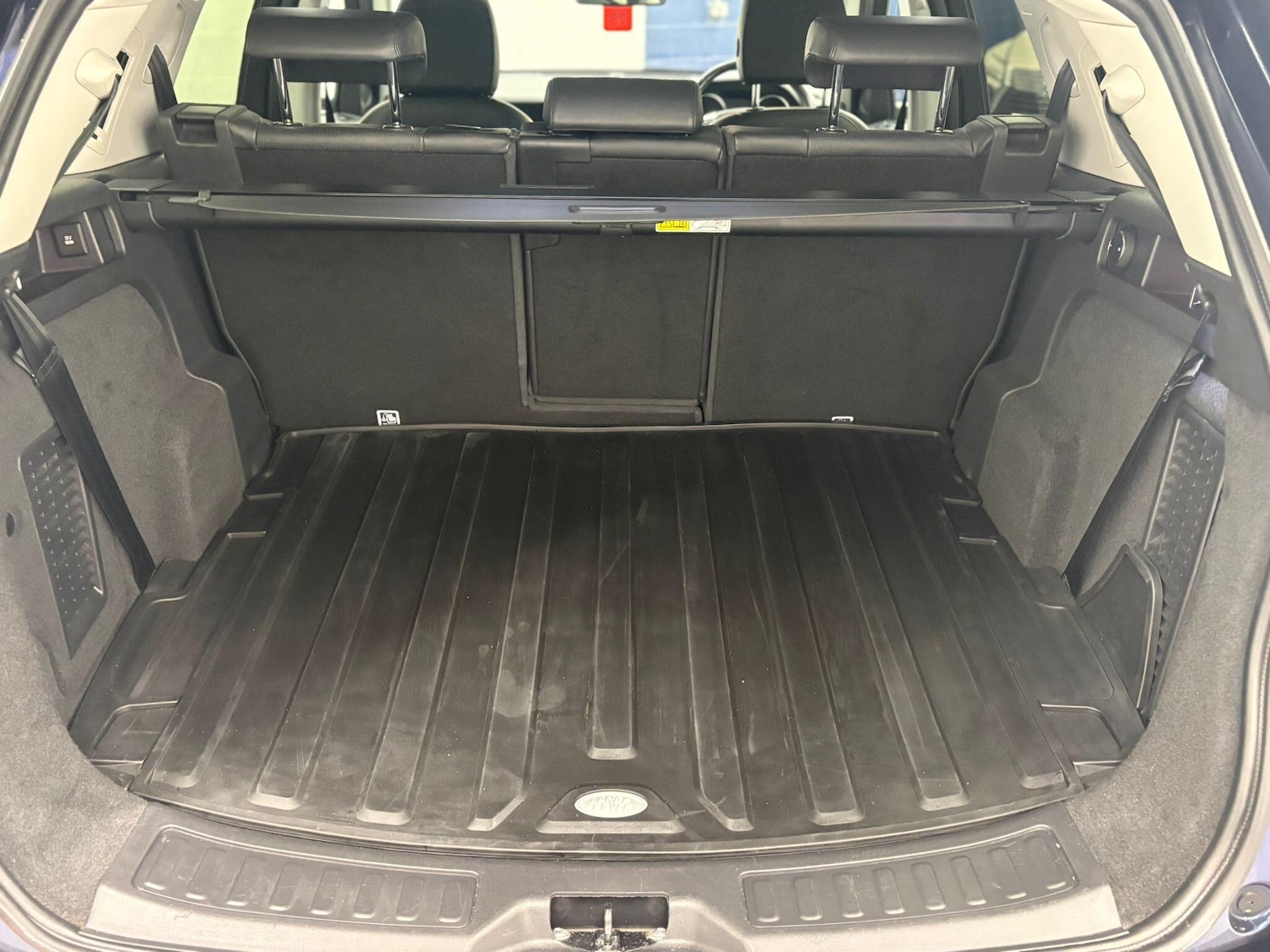 Used Land Rover Discovery Sport 2018 for sale - 77892588: Photo 42