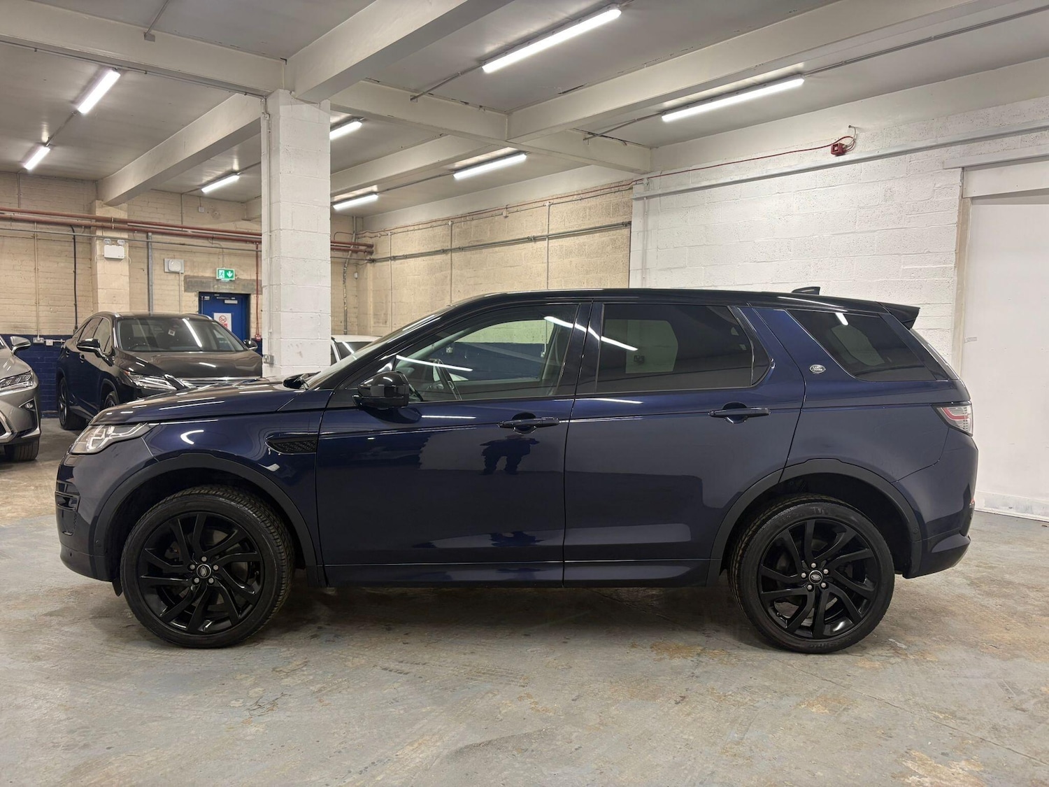 Used Land Rover Discovery Sport 2018 for sale - 77892588: Photo 6