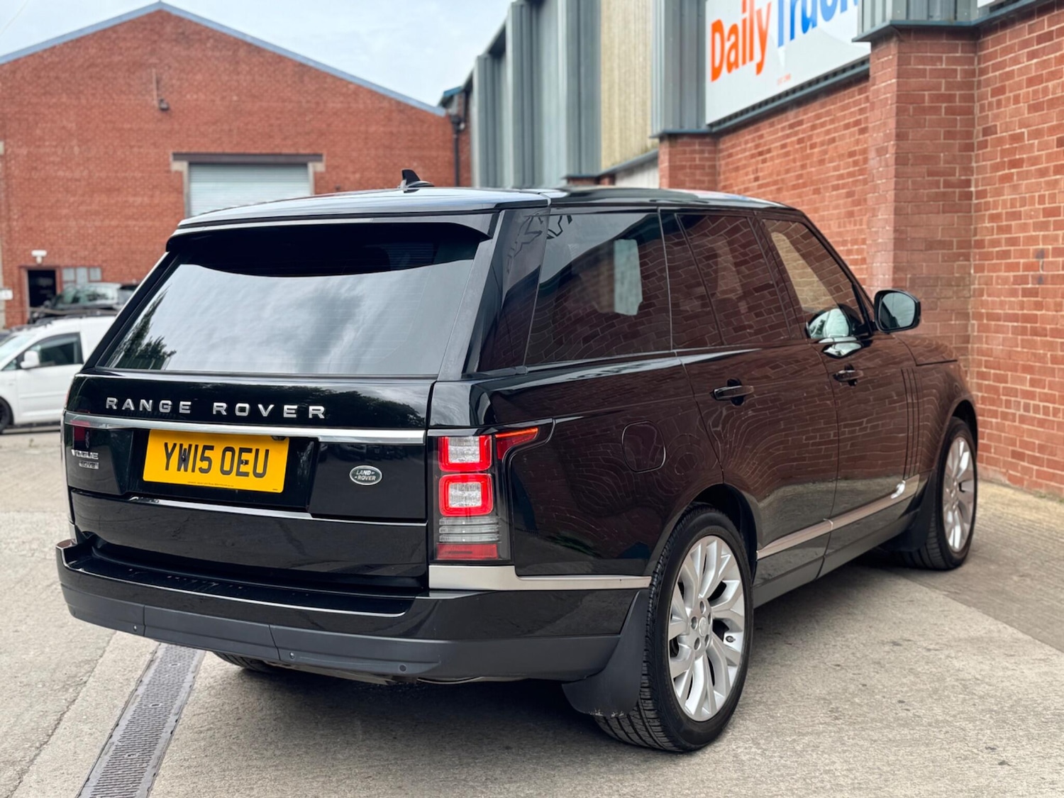 Used Land Rover Range Rover 2015 for sale - 76441021: Photo 12