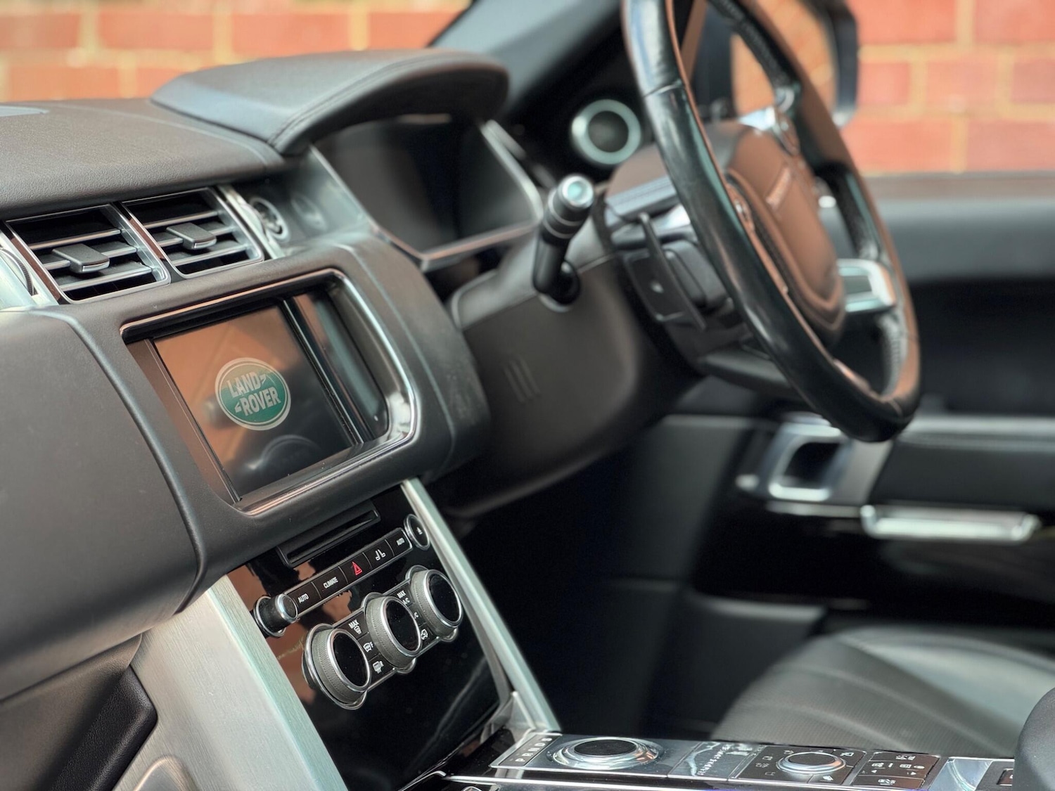 Used Land Rover Range Rover 2015 for sale - 76441021: Photo 15