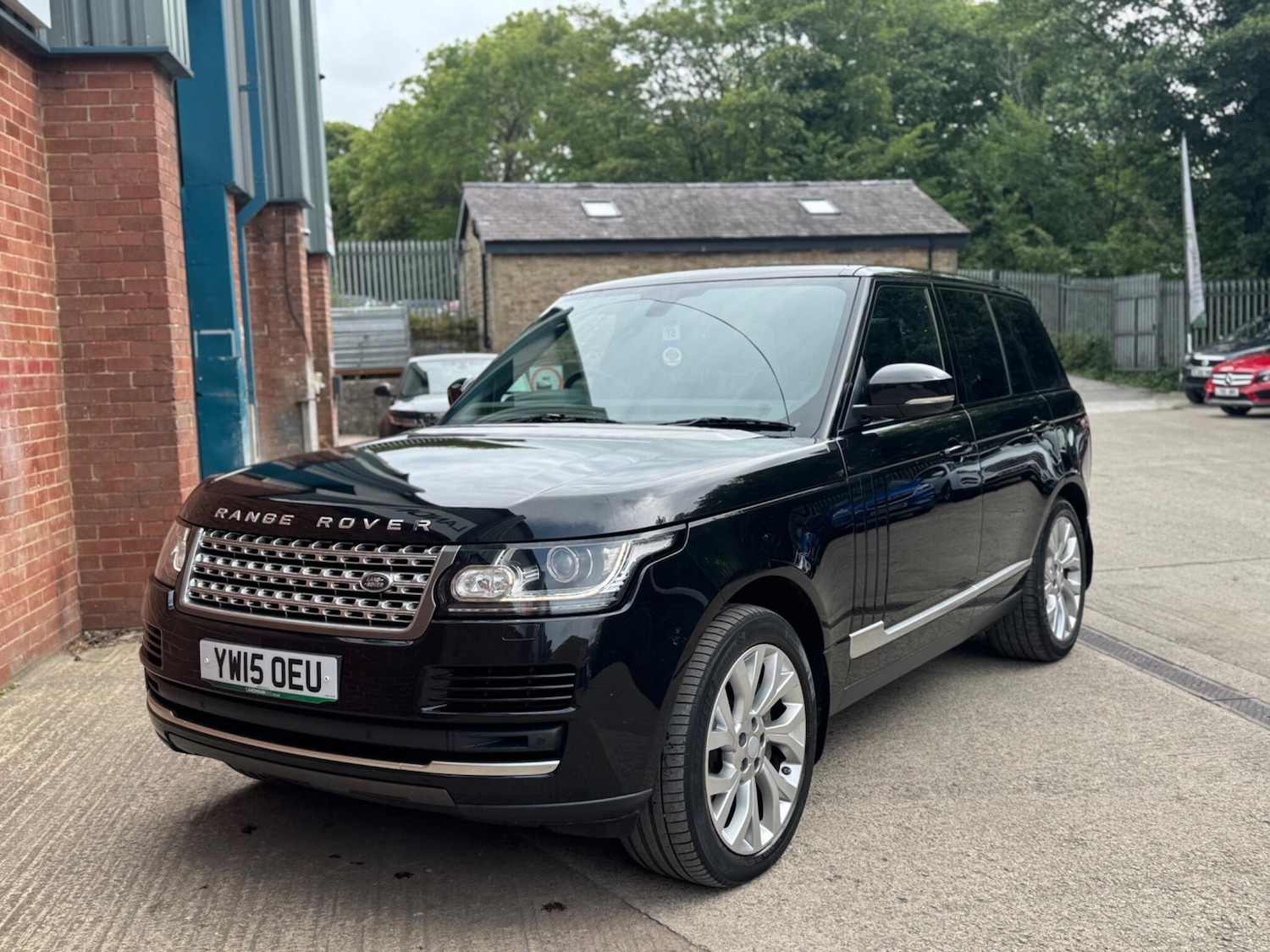 Used Land Rover Range Rover 2015 for sale - 76441021: Photo 2