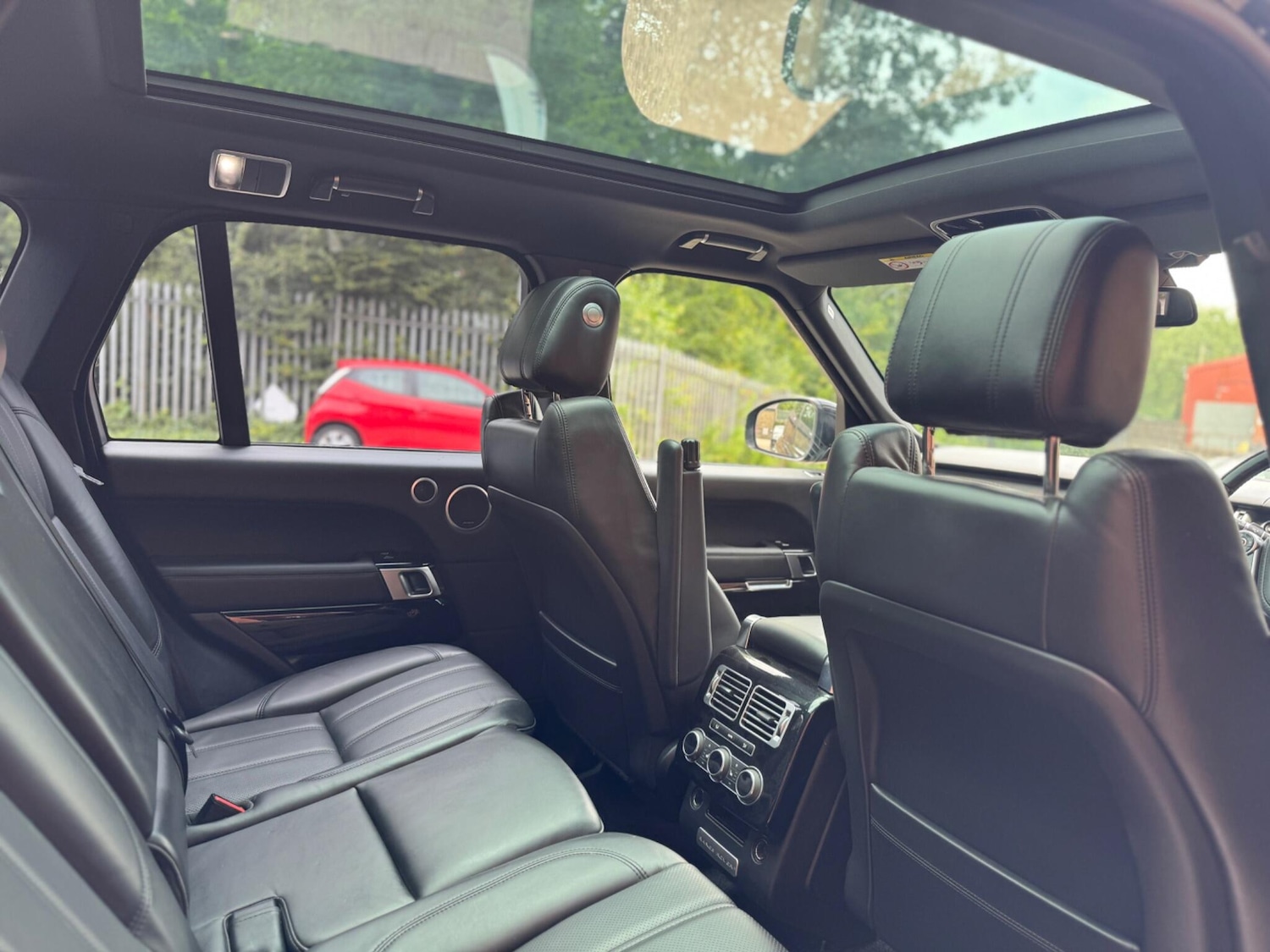 Used Land Rover Range Rover 2015 for sale - 76441021: Photo 22