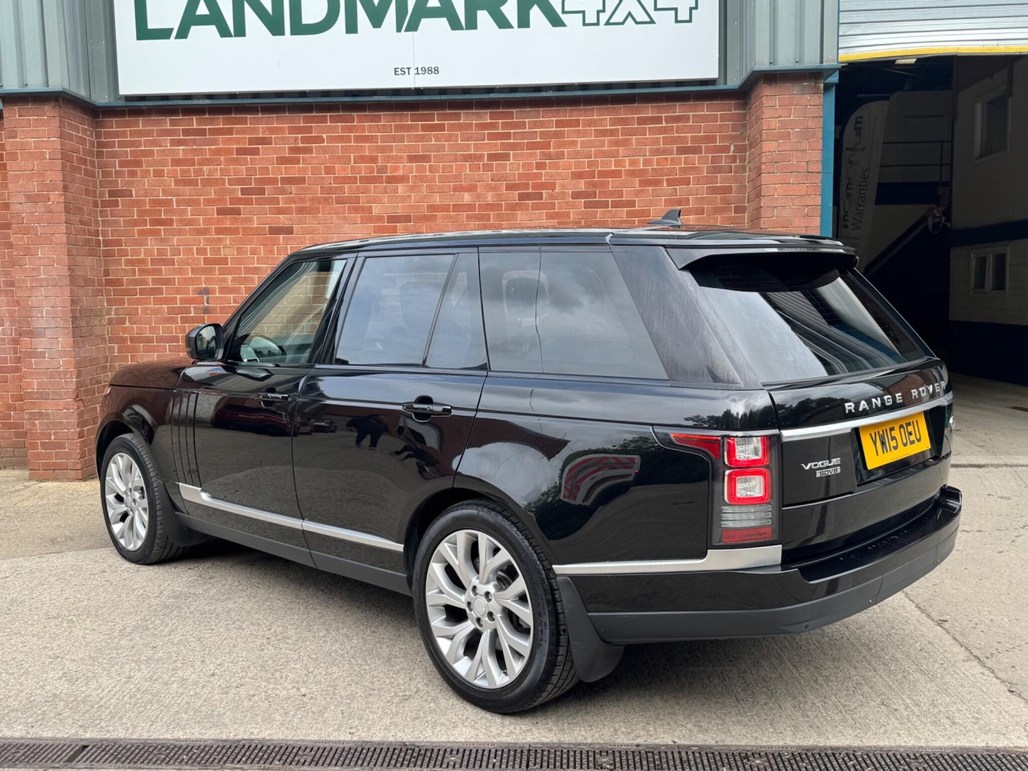 Used Land Rover Range Rover 2015 for sale - 76441021: Photo 3