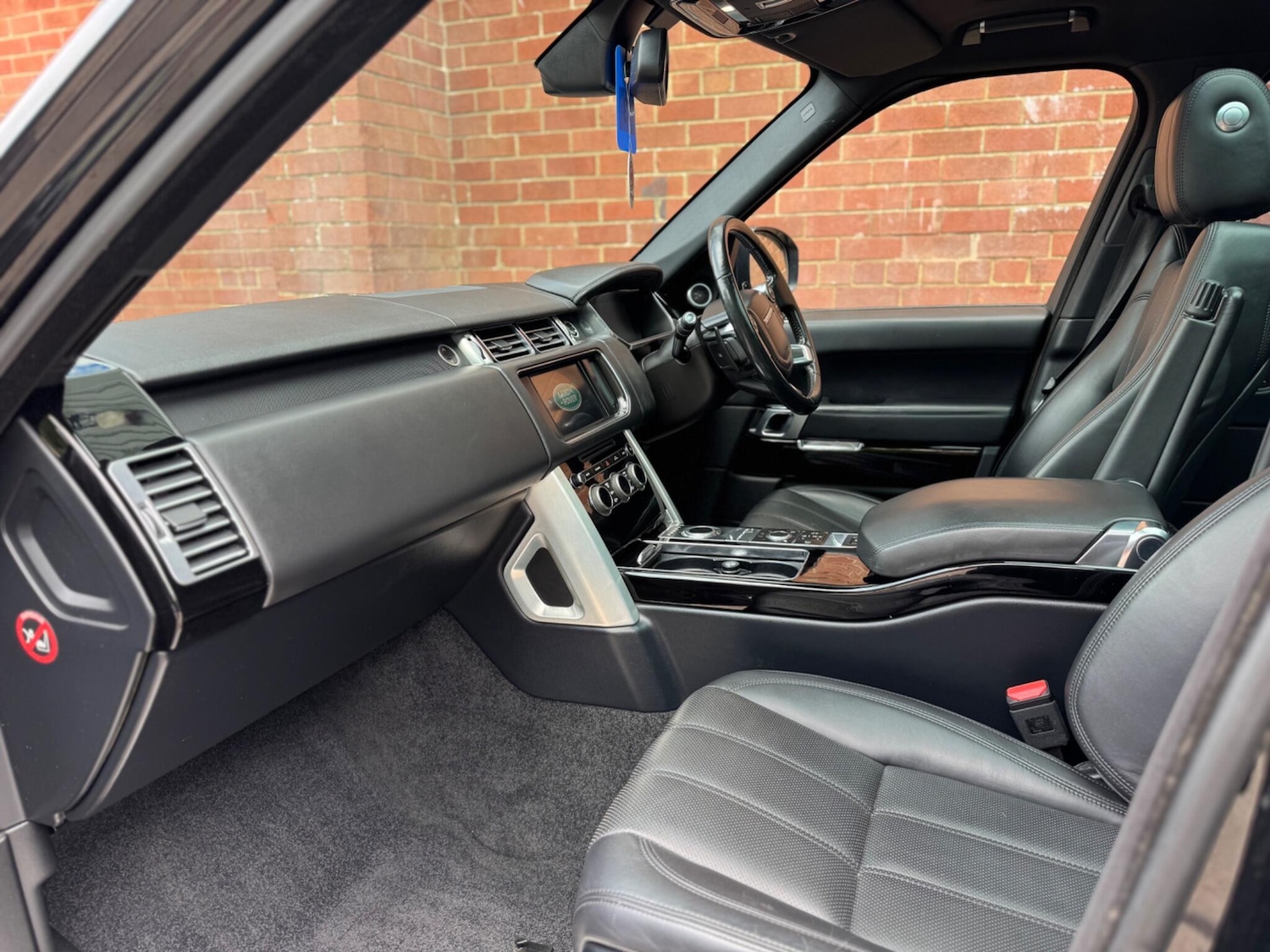 Used Land Rover Range Rover 2015 for sale - 76441021: Photo 40