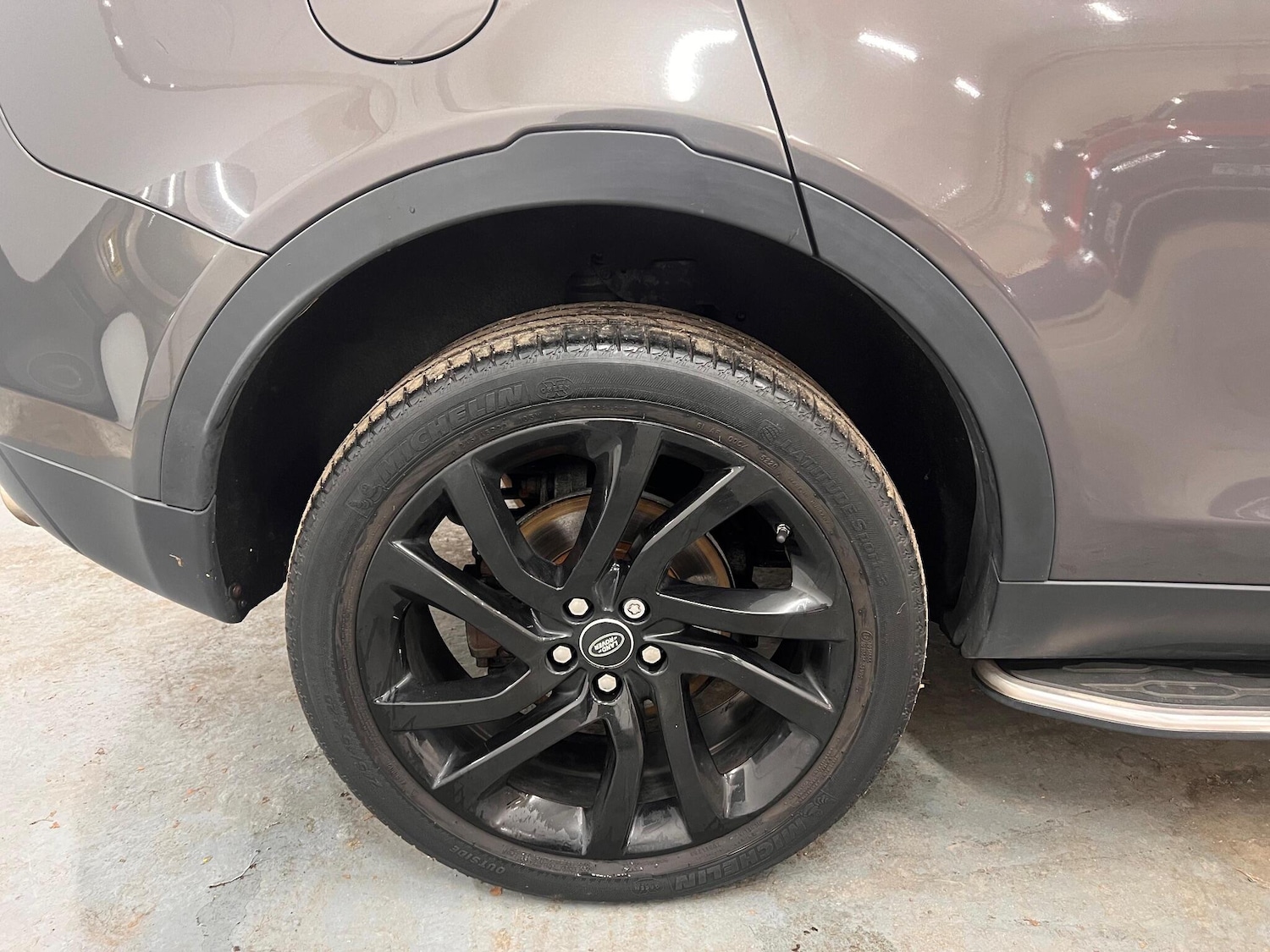 Used Land Rover Discovery Sport 2017 for sale - 76976097: Photo 24