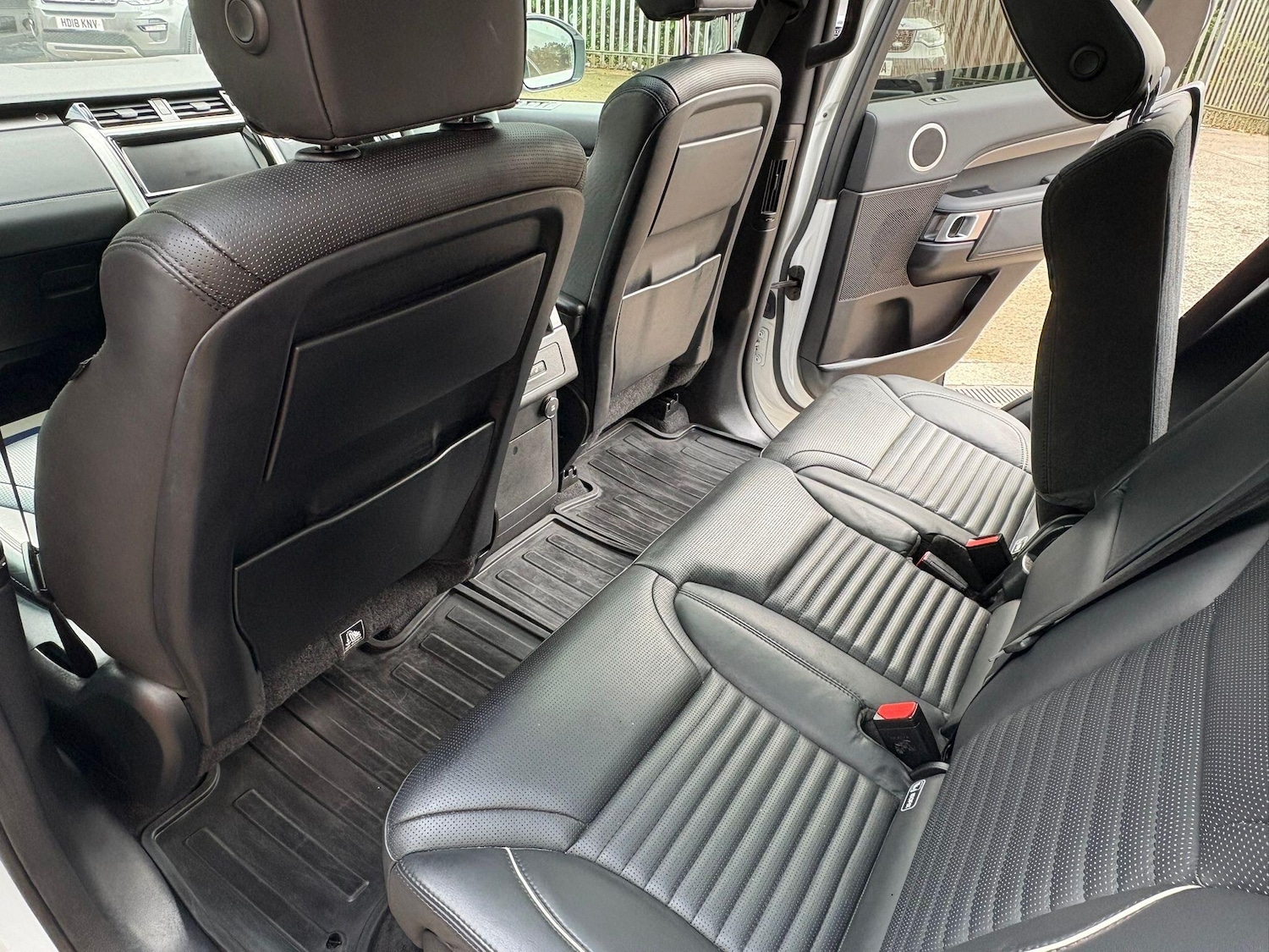 Used Land Rover Discovery 2019 for sale - 77202449: Photo 18