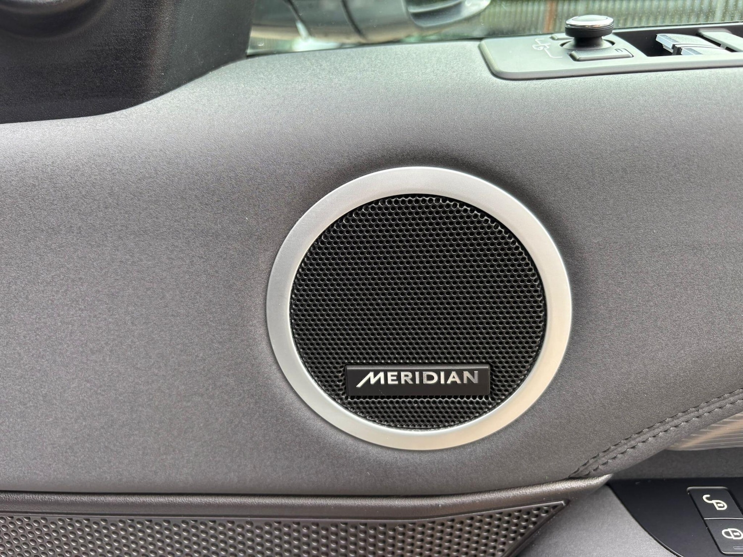 Used Land Rover Discovery 2019 for sale - 77202449: Photo 35