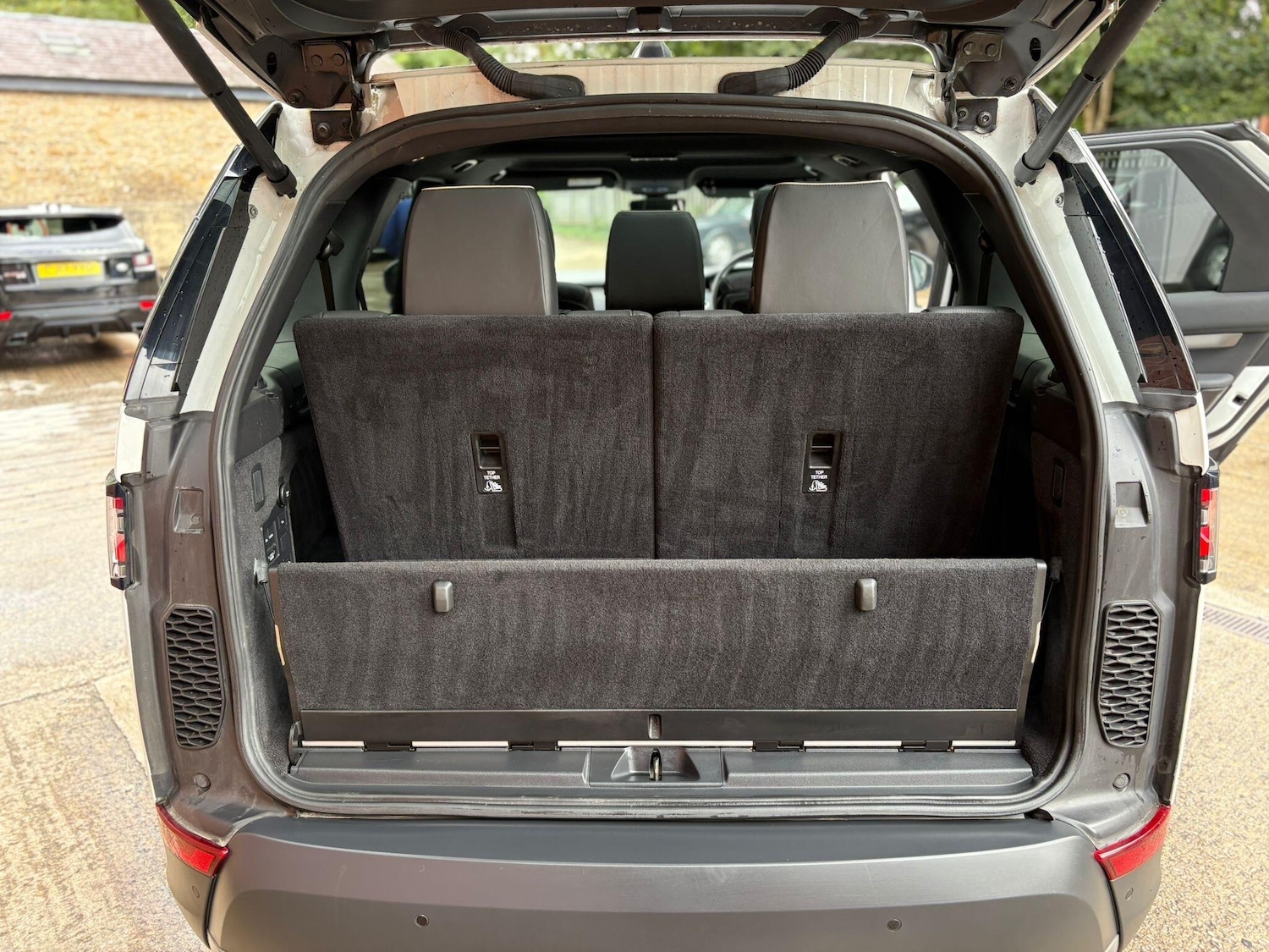 Used Land Rover Discovery 2019 for sale - 77202449: Photo 39