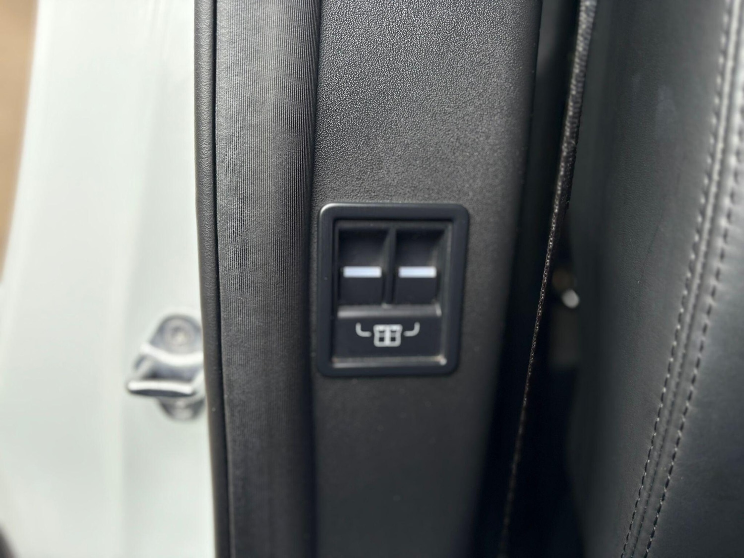 Used Land Rover Discovery 2019 for sale - 77202449: Photo 46