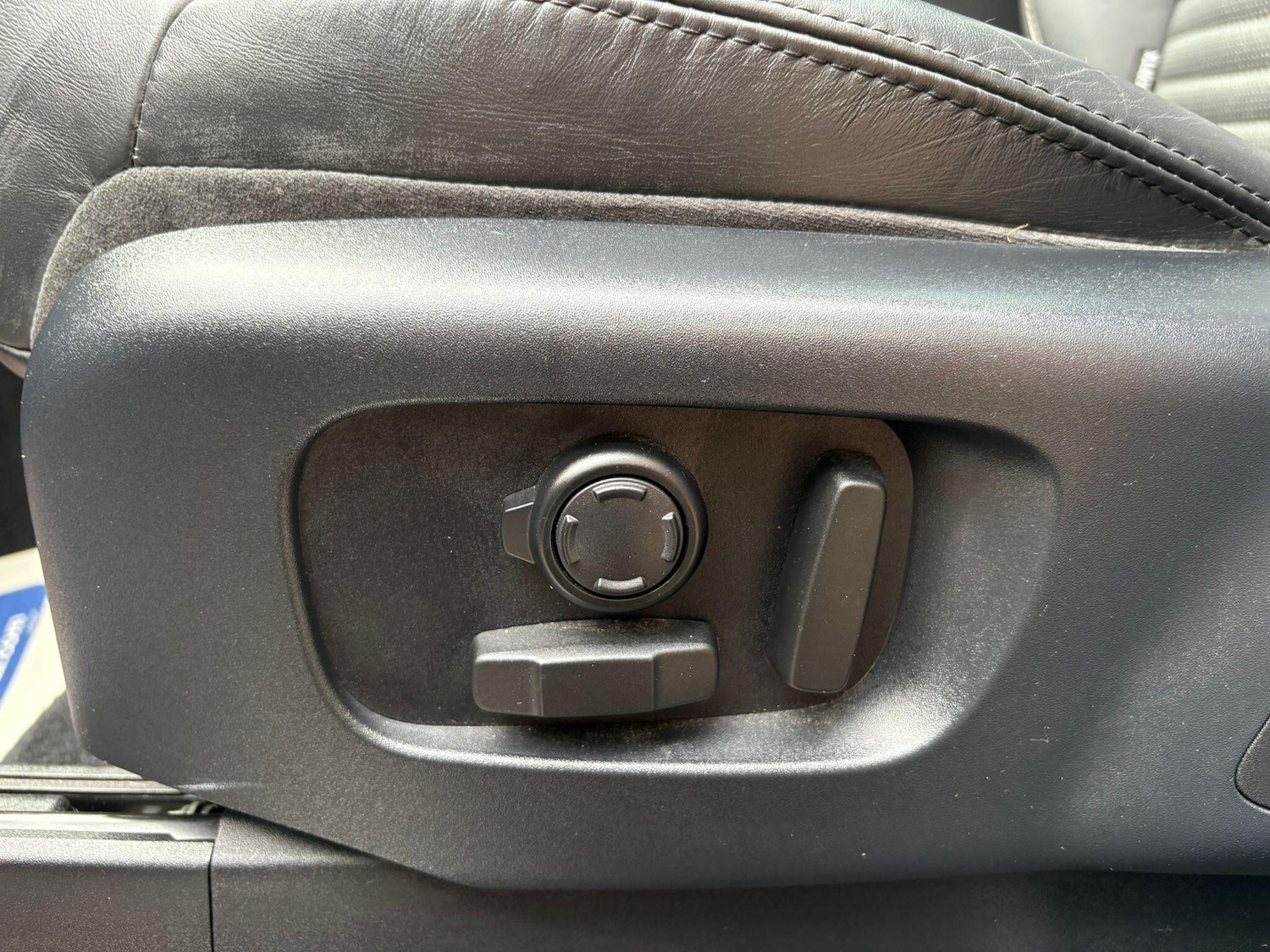 Used Land Rover Discovery 2019 for sale - 77202449: Photo 47