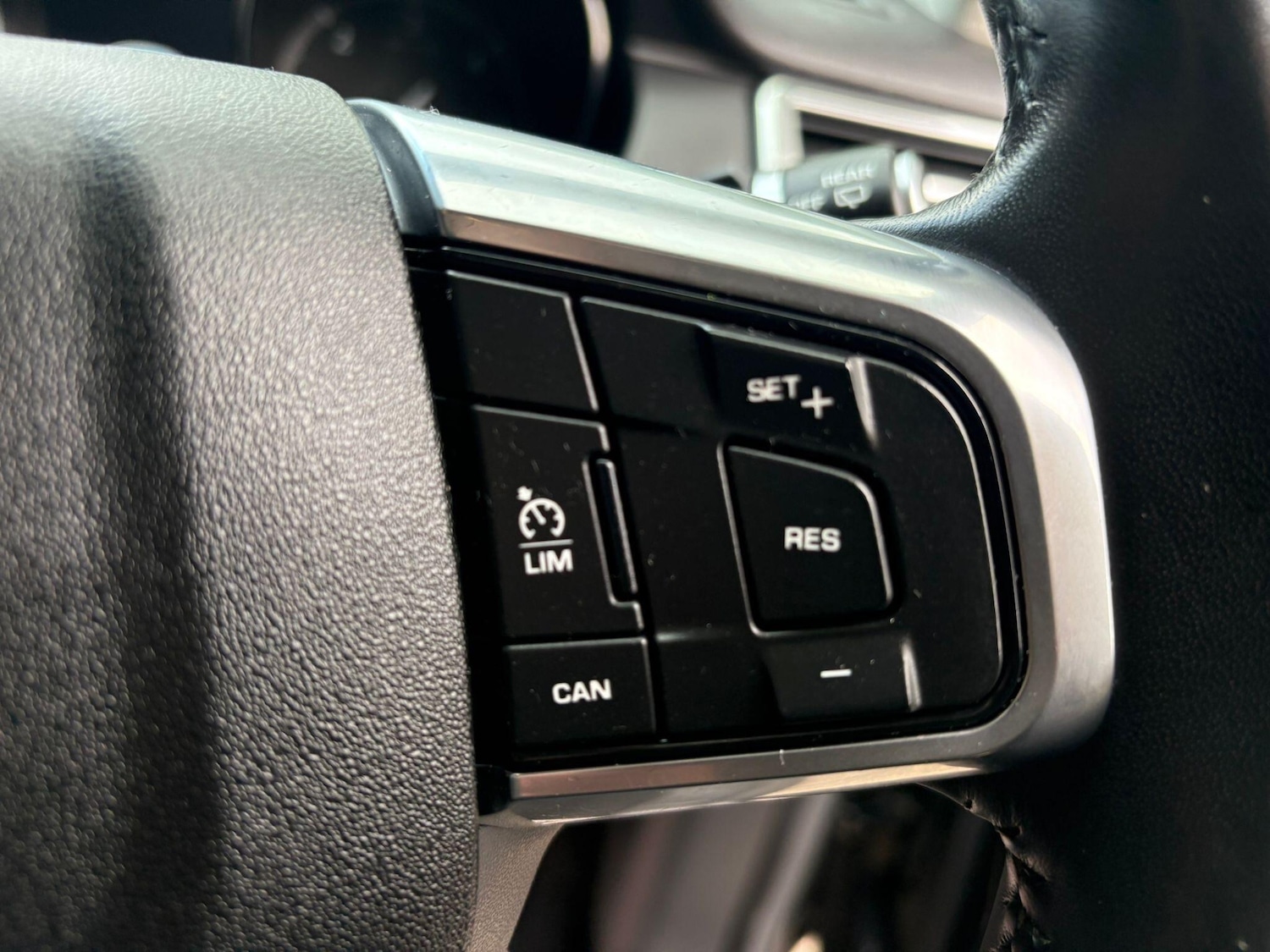 Used Land Rover Discovery Sport 2018 for sale - 76688674: Photo 28