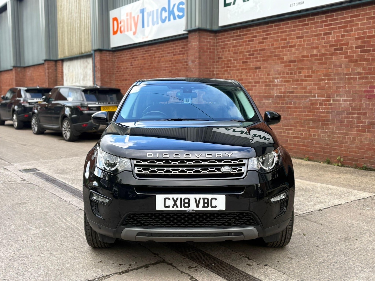 Used Land Rover Discovery Sport 2018 for sale - 76688674: Photo 3