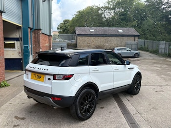 Used Land Rover Range Rover Evoque 2017 for sale - 75927556: Photo