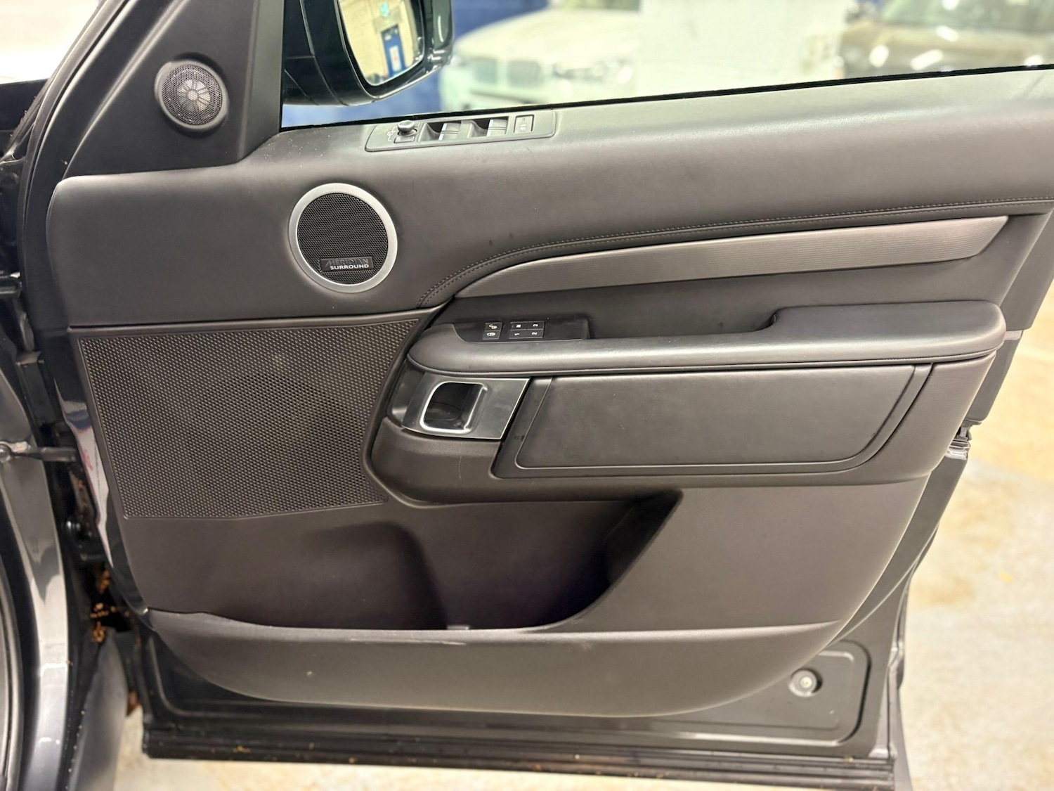 Used Land Rover Discovery 2018 for sale - 77202414: Photo 22