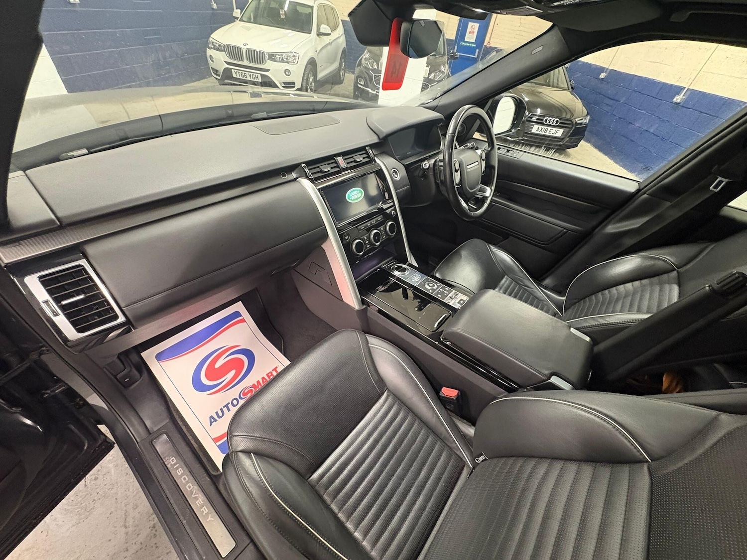 Used Land Rover Discovery 2018 for sale - 77202414: Photo 3