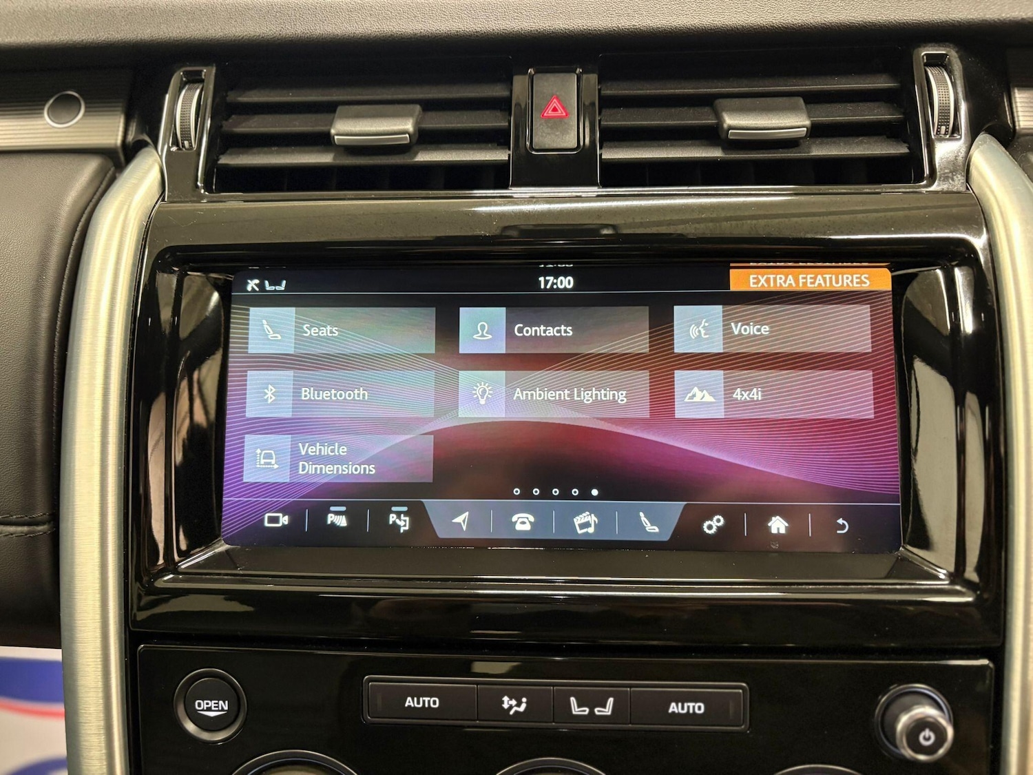 Used Land Rover Discovery 2018 for sale - 77202414: Photo 35