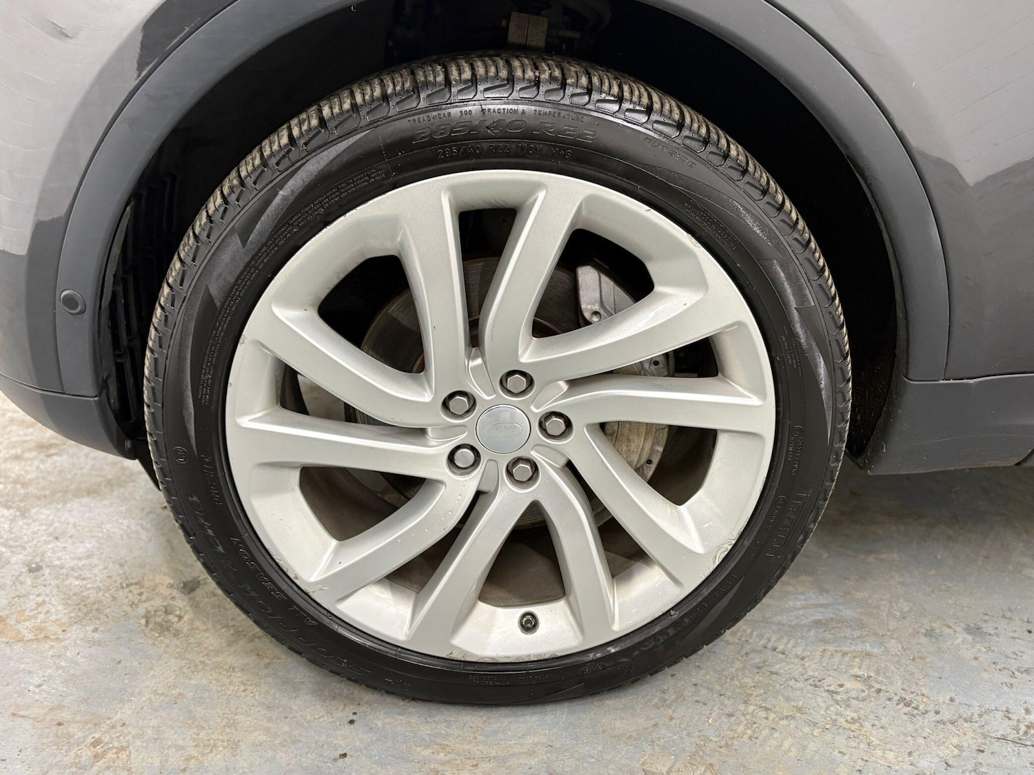 Used Land Rover Discovery 2018 for sale - 77202414: Photo 41