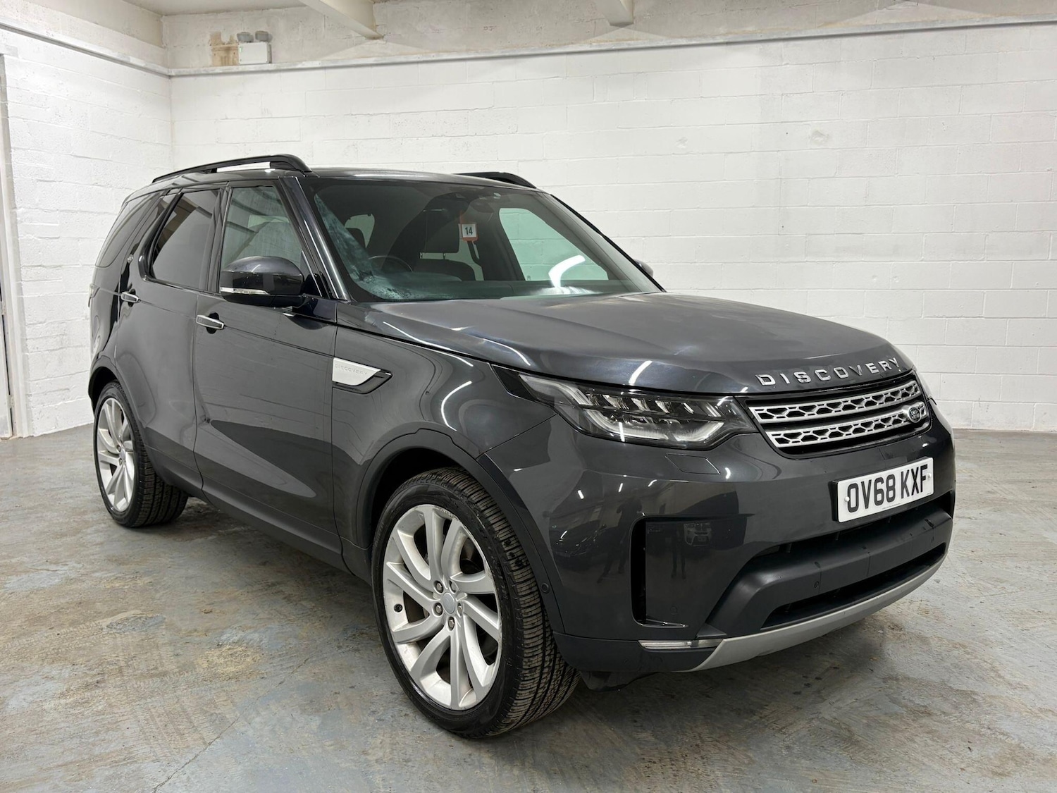 Used Land Rover Discovery 2018 for sale - 77202414: Photo 5