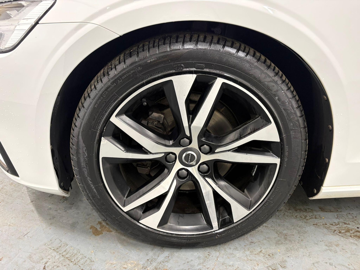 Used Volvo V60 2021 for sale - 77202400: Photo 30