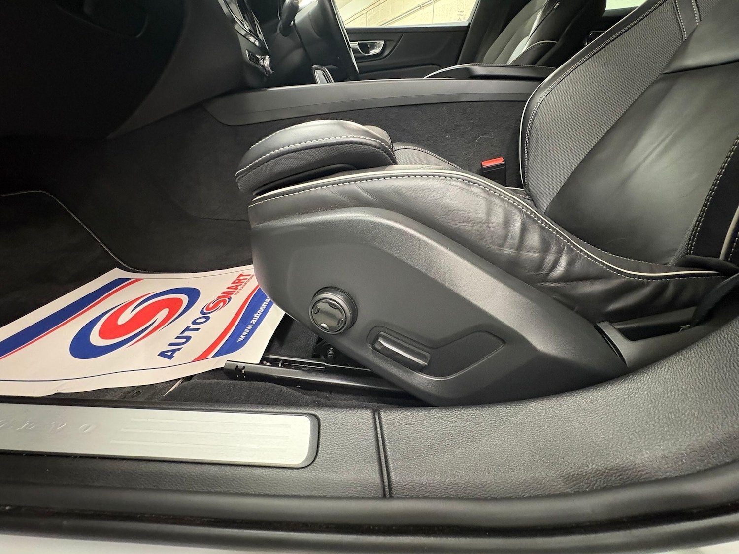 Used Volvo V60 2021 for sale - 77202400: Photo 43