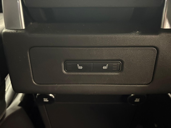 Used Land Rover Discovery 2018 for sale - 76072653: Photo 12